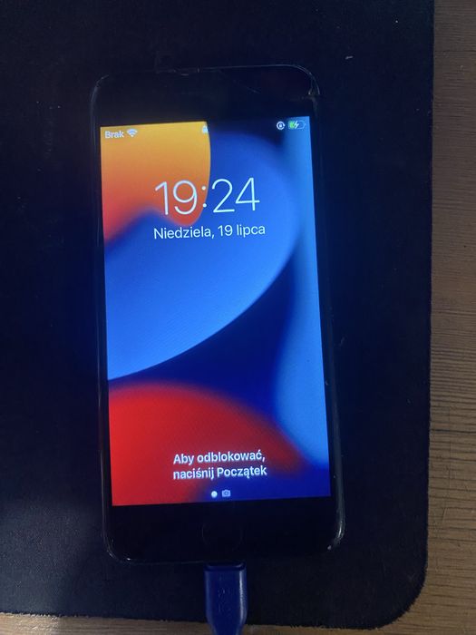 Witam mam na sprzedasz iphone 8
