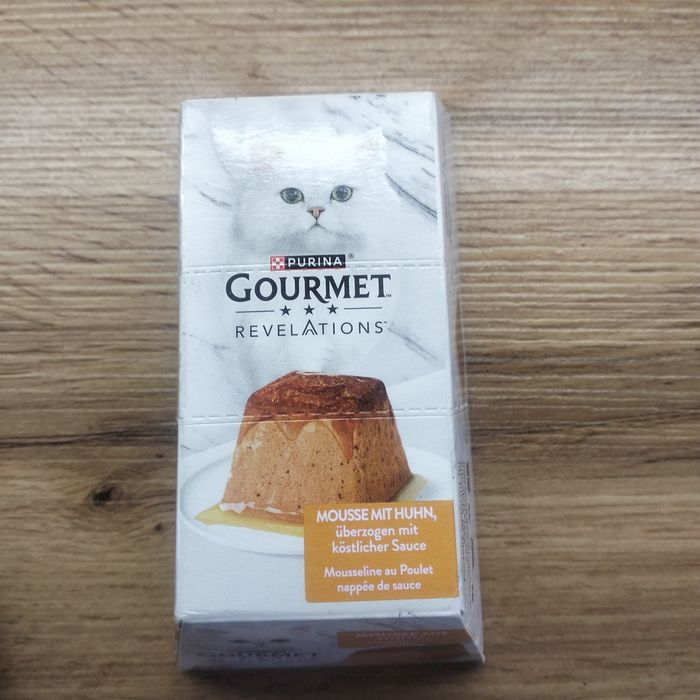 Корм для дорослих котів