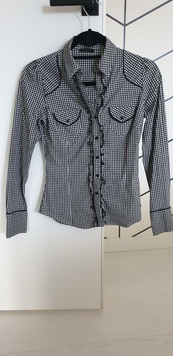 Dwie koszule damskie w rozmiarze EUR 34