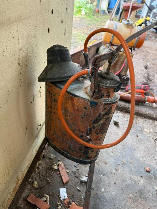 Vendo Máquina SULFATAR vinha manual em COBRE