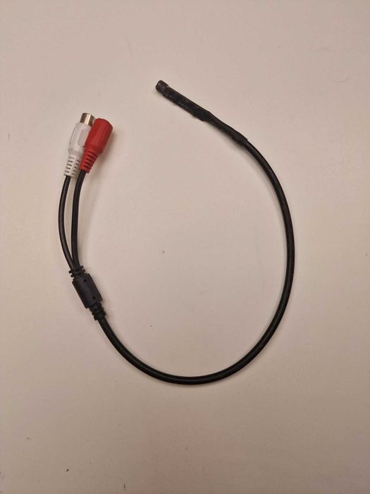 Kabel audio jack 3,5 mm → 2× RCA (cinch) – krótki adapter
