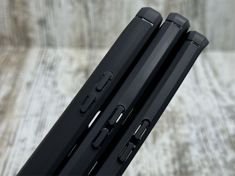 Чехол противоударный Carbon TPU на OnePlus 11/ 10 Pro/ 8T. Чохол