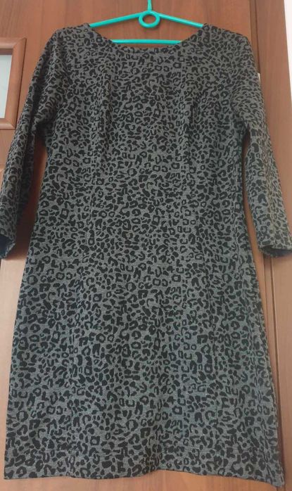 Sukienka w panterkę roz. 40