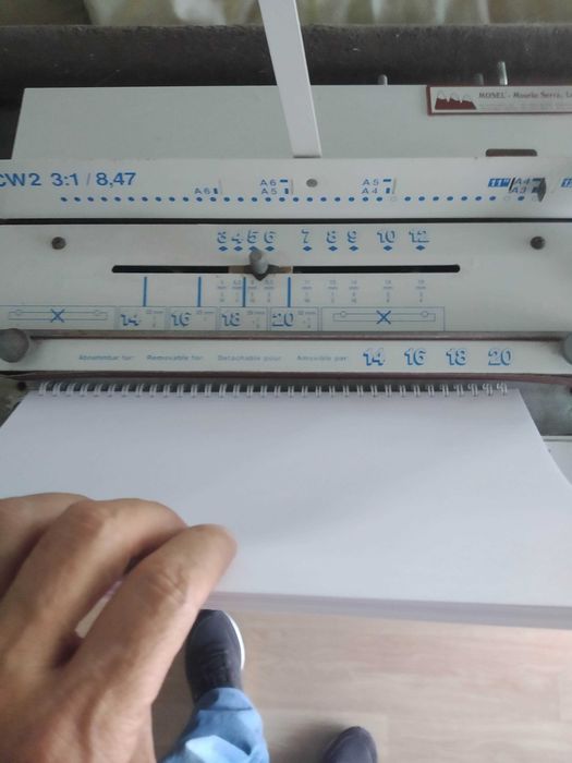 Encadernadora manual A3/A4/A5/A6 (espiral e arame duplo)