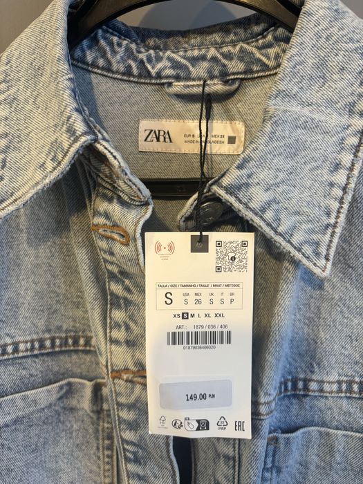 Nowa nienoszona sukienka jeansowa.