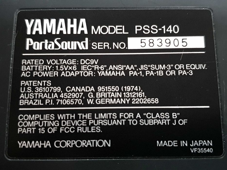 Mały japoński keyboard Yamaha dla dzieci