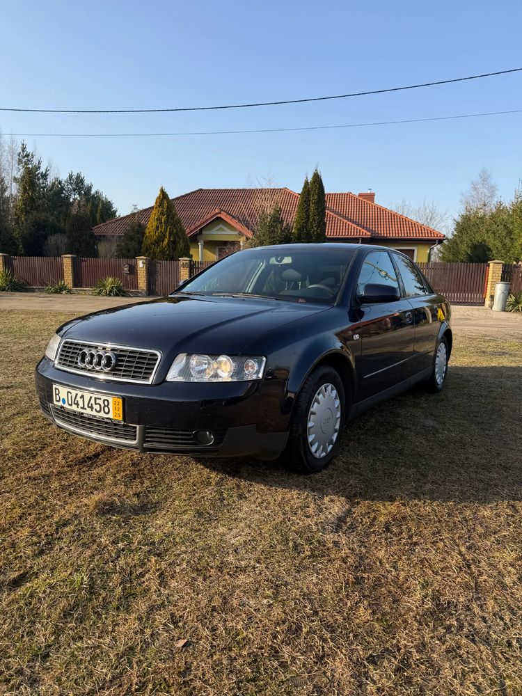 Audi A4 Limousine 2