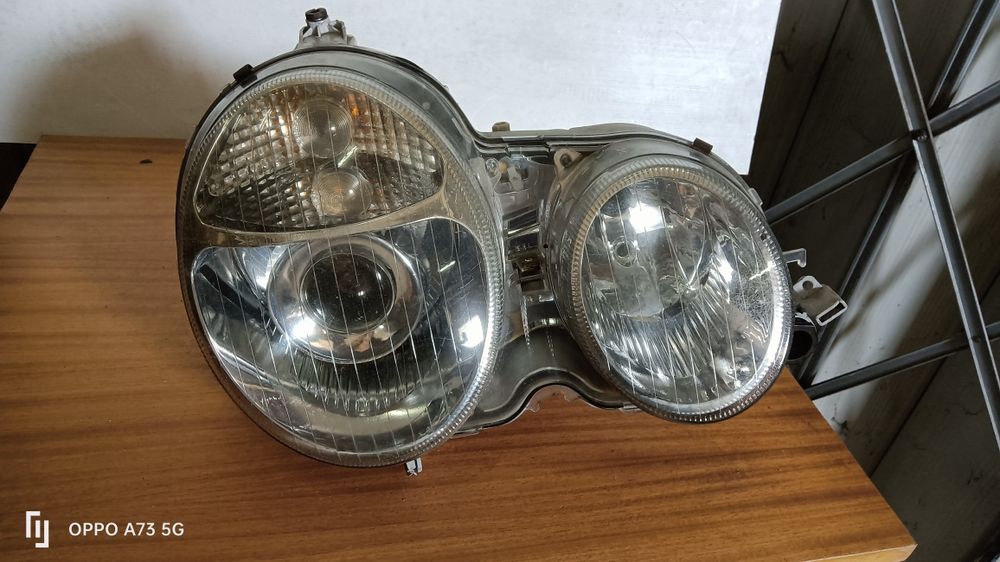 Farol Mercedes w210 ótica 1999 direito