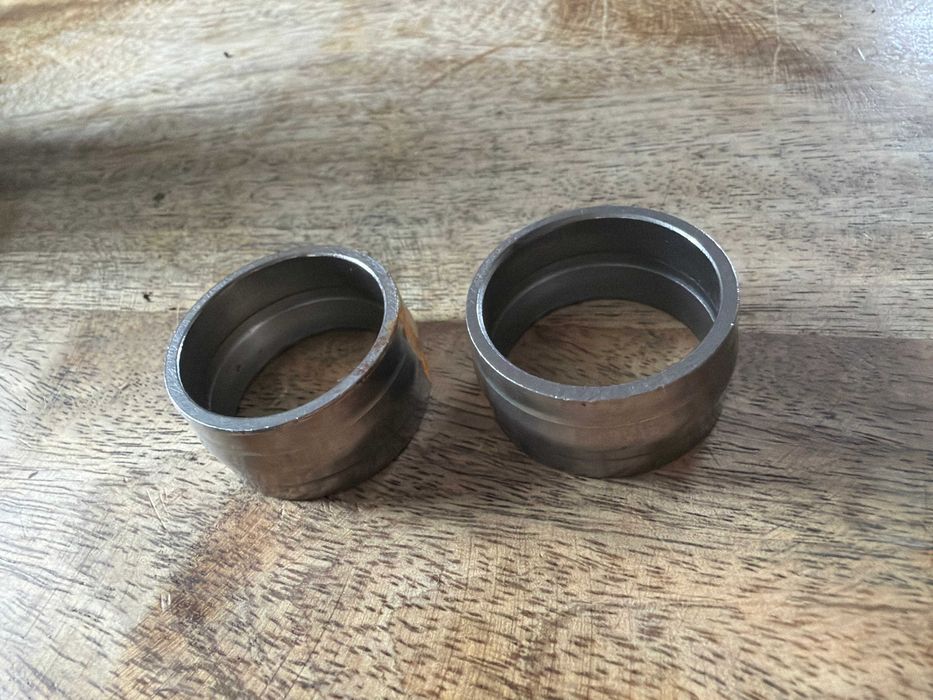 tuleja rozprężna Mercedes W124/ W201/ W202