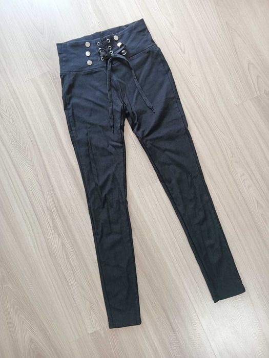 Czarne legginsy S/M