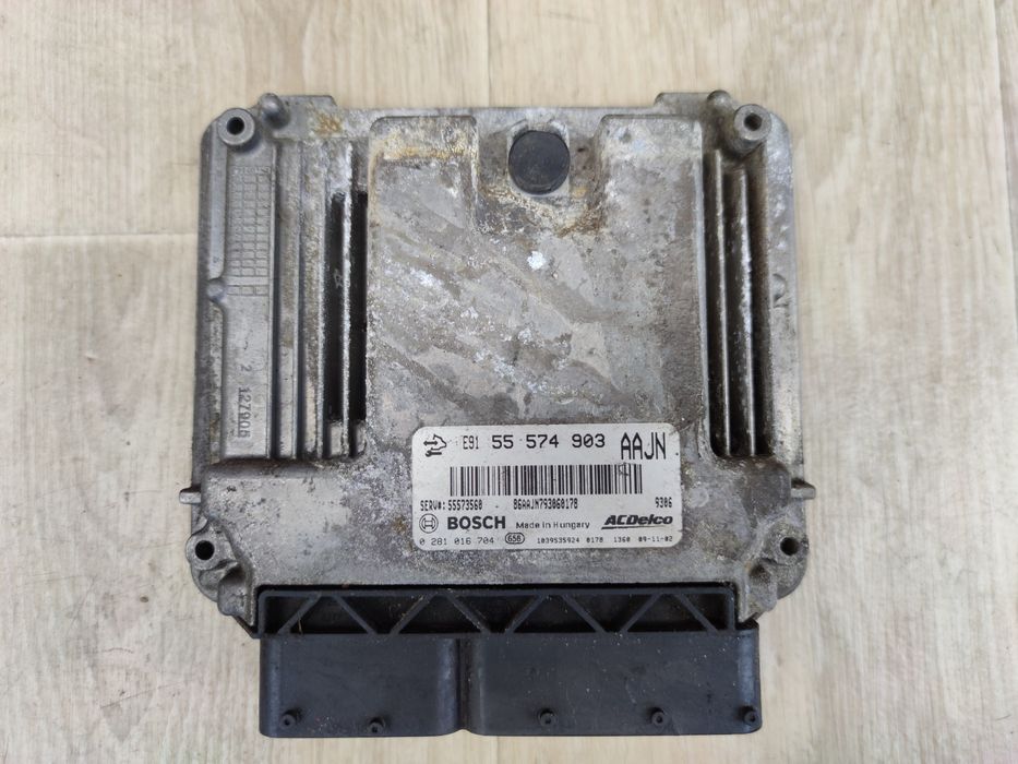 Блок управління двигуном Opel Insigni 2.0 cdti 118kw GM 55574903