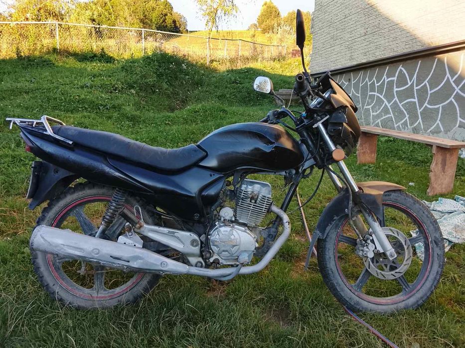 Продаю мотоцик із правами