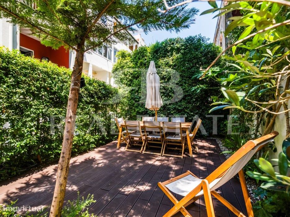 2-Bedroom Apartment with PRIVATE GARDEN and TERRACE – between Estefânia and Arroios, near Saldanha – Lisbon City Center