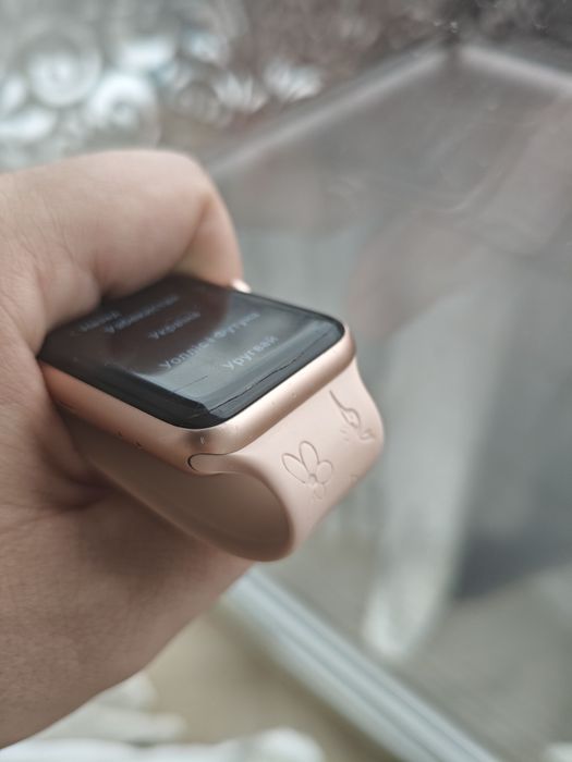 Продам apple watch s3