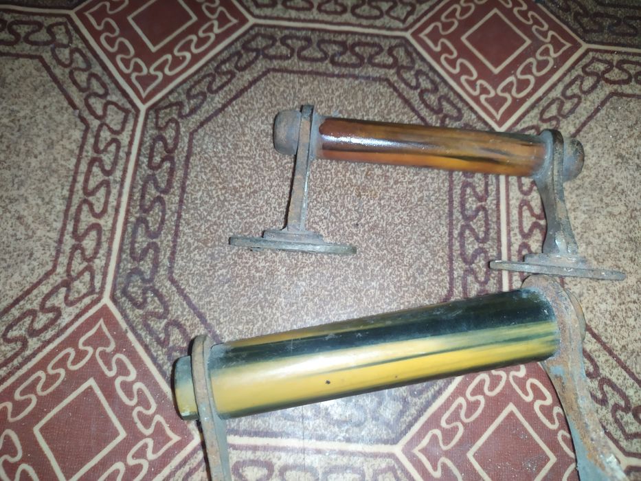 Ручки бакелітові.