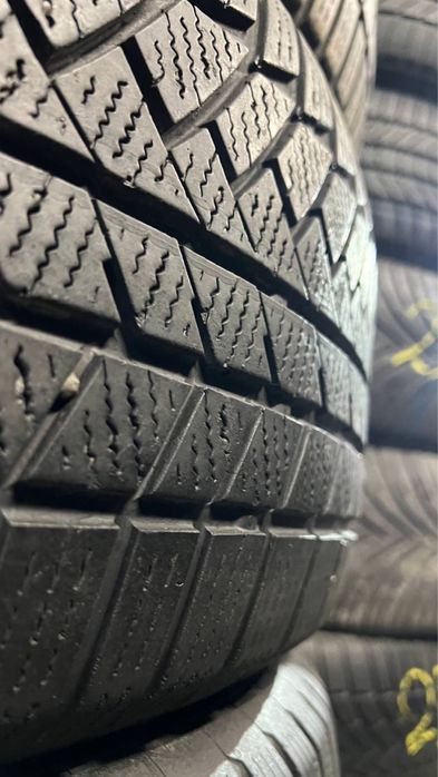 Комплект зимової гуми 265/60/18