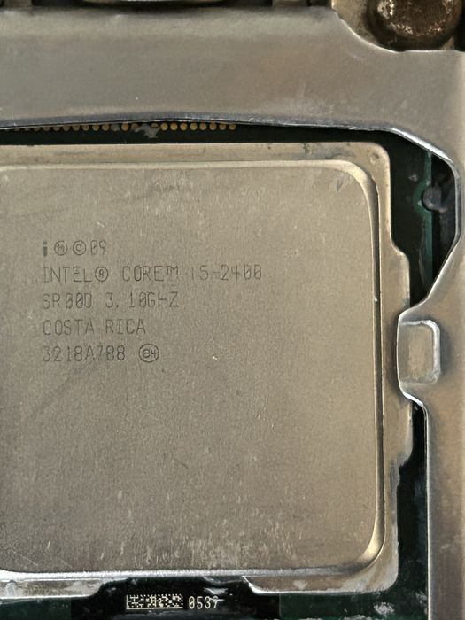 Продам  комплектуюси до ПК