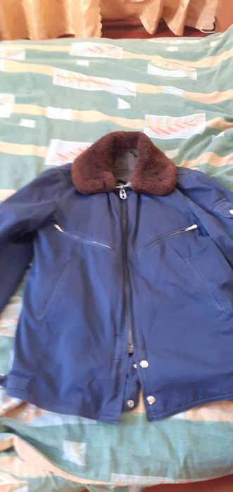 Продам льотну демисезонну куртку часів ссср
