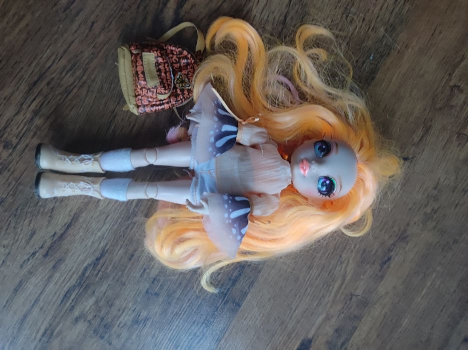 Rainbow High Poppy Rowan