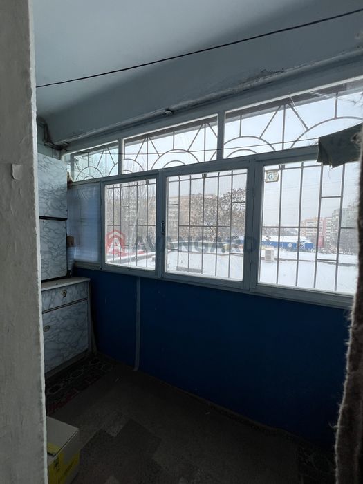 Продається 2 кім квартира.