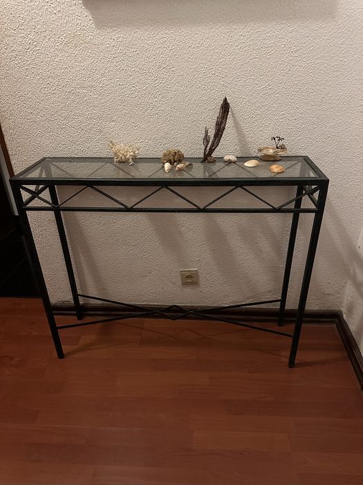 Mesa / Aparador em Ferro com Tampo de Vidro