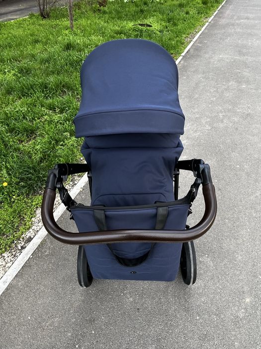 Коляска    Roan ivi 2 в 1