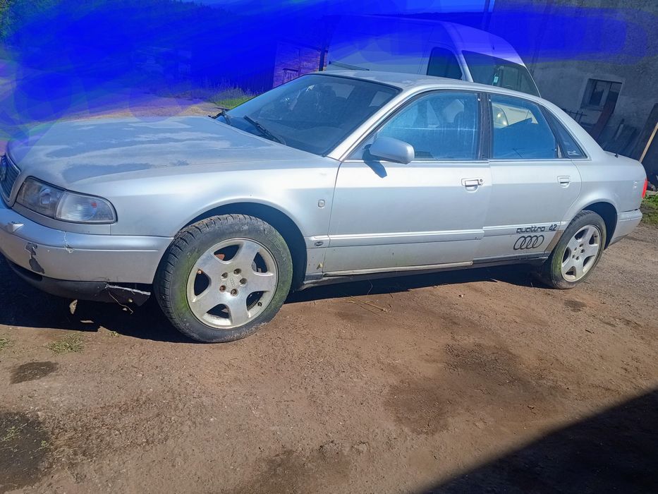 Audi A8 D2 4,2 Quatro z gazem