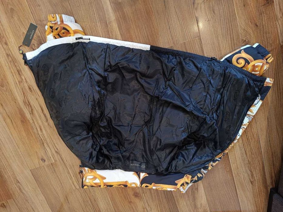 Пуховик Versace с принтом Barocco Acanthus  унисекс, XXL женск, L мужс