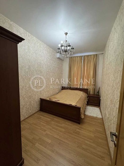 Продам 2к ремонт Поділ вул Верхній Вал 50А Метро Контрактова Площа-7хв