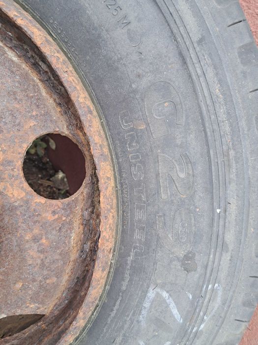 koło , opona 225/75 r17,5 Good Year G291 (mercedes 817)