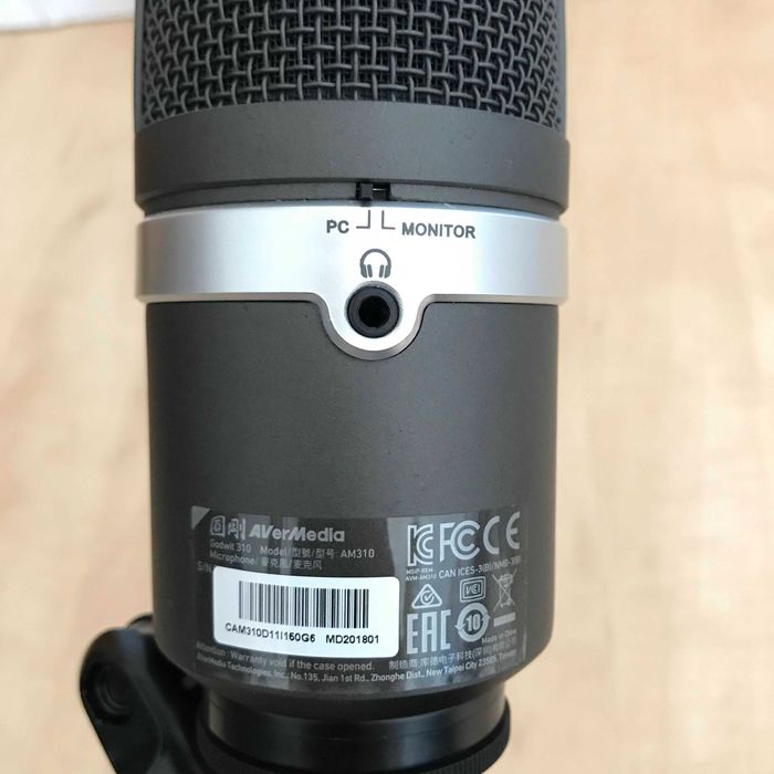 AverMedia AM310 mikrofon USB studyjny gaming streaming biurkowy