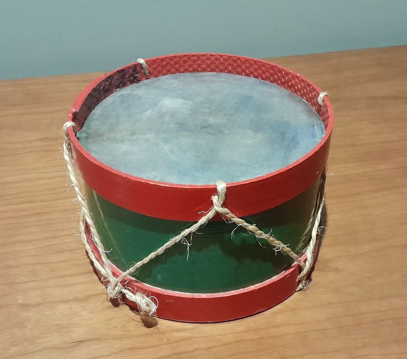 Tambor de criança para Nicolinas