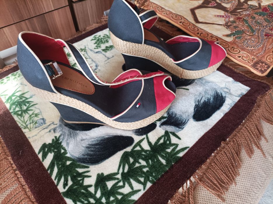 Sandały na koturnie roz 36 dl wk 23cm Tommy Hilfiger