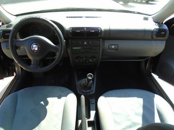 Para Peças Seat Leon (1M1)