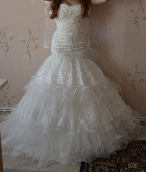 Даром Весільна Сукня