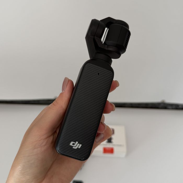 DJI OSMO Pocket 3 екшн камера преміум класу з якісним відео флешкою SanDisk осьова стабілізація ActiveTrack 6.0