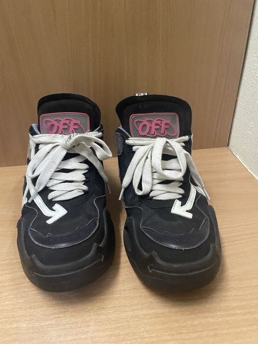 Off-White Out Of Office Sneaker.