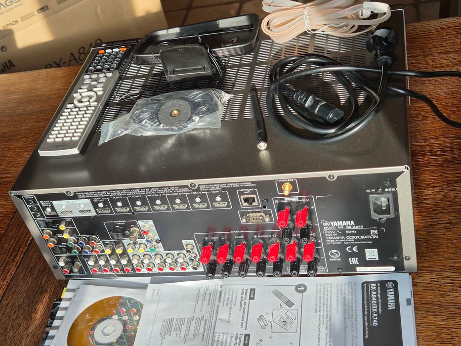 Yamaha RX-A840 7.2 wszystkie akcesoria, oryginalne opakowanie
