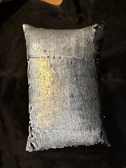 5 Almofadas preto e prata cinza com lantejolas