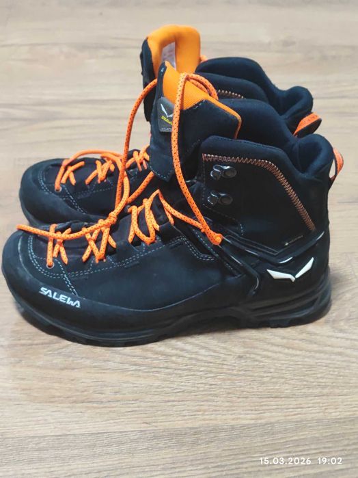 Buty trekkingowe Salewa MTN Trainer 2 Mid GTX - onyx/black rozmiar 41