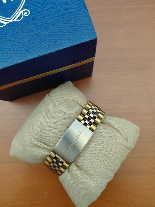 relogio massimo dutti dourado