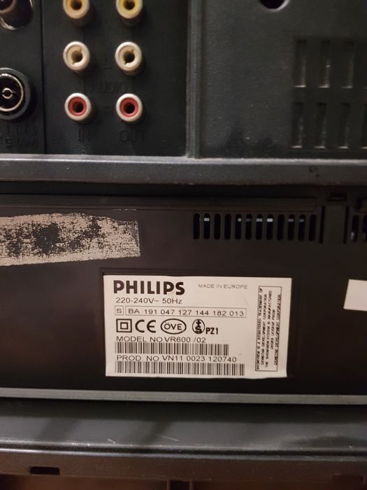 Видеомагнитофон HI-FI PANASONIC