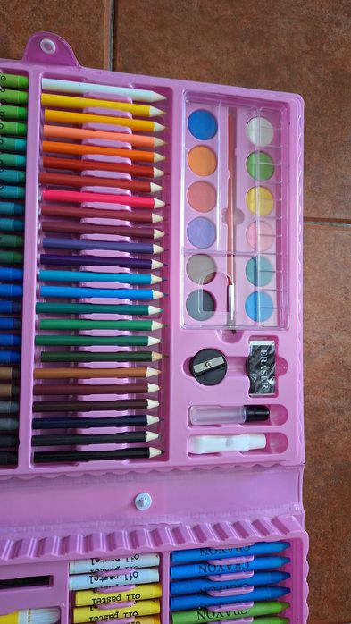 Conjunto de pintura com 168 peças, novo