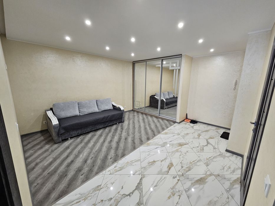 Подобово, посуточно  2к. Квартира в центральній частині міста. Звітні