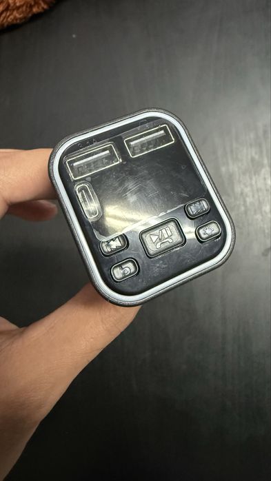 Adaptador carregador e Bluethooth