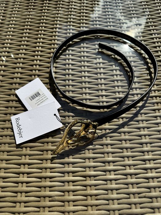 Pasek skórzany z muszlą ozdobny Rodebjer