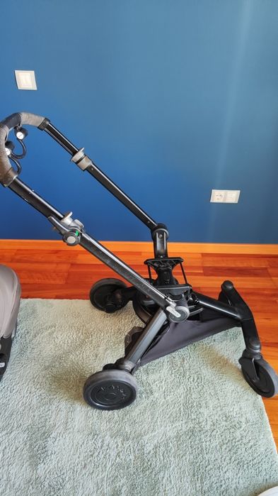 Trio Chicco i-Move 360 – Carrinho + Alcofa + Ovo + Base