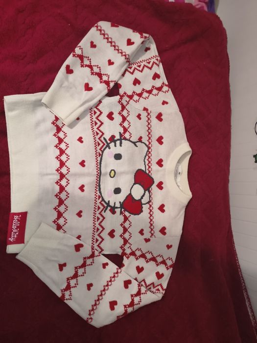 Sweterek hello kitty