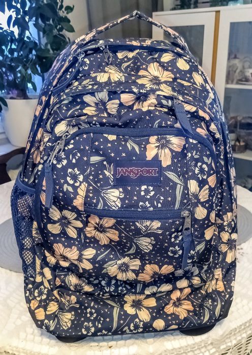 Plecak Jan Sport na kółkach z wyciąganą rączką