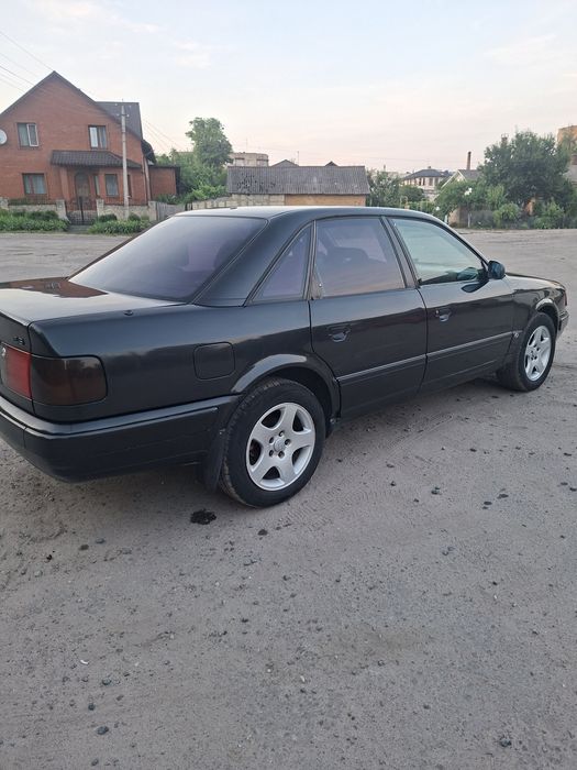 Продам ауді 100с4